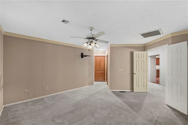 2 Raleigh Hills Lane, Bella Vista, AR 72715