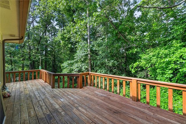 2 Raleigh Hills Lane, Bella Vista, AR 72715
