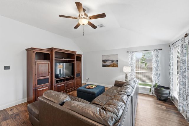 1433 Cottage Cove Court, Seabrook, TX 77586