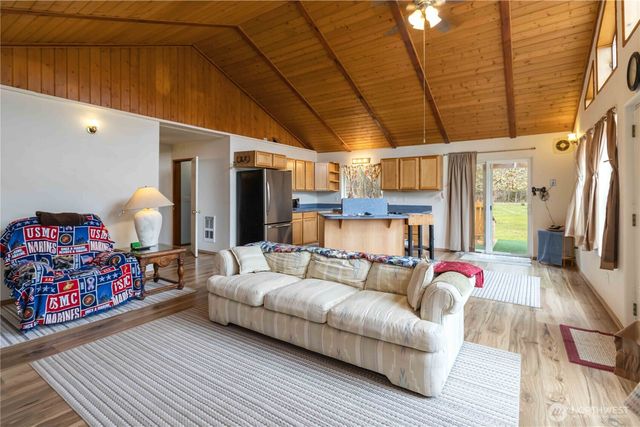 129 Little Creek Lane, Toledo, WA 98591