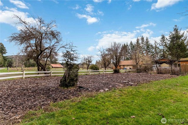 129 Little Creek Lane, Toledo, WA 98591