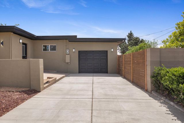 4518 Mountain Road NE, Albuquerque, NM 87110