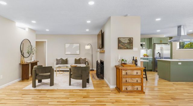 4518 Mountain Road NE, Albuquerque, NM 87110