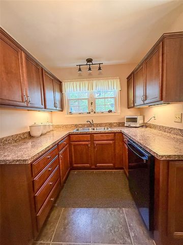 306 Beechwood Blvd, Center Twp, PA 16001
