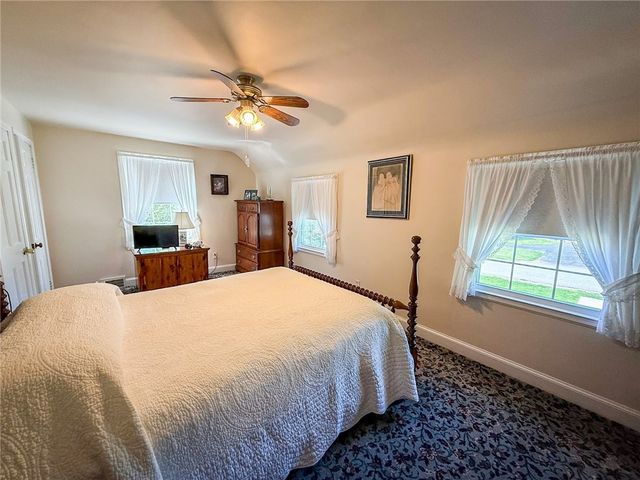 306 Beechwood Blvd, Center Twp, PA 16001
