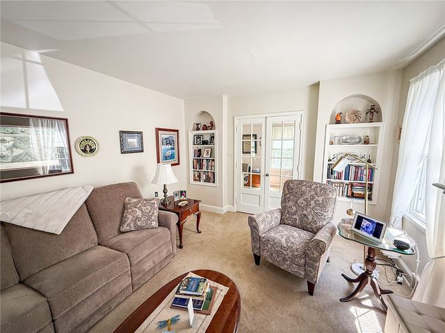 306 Beechwood Blvd, Center Twp, PA 16001