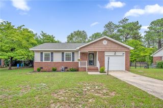 5870 Hunting Ridge Road, Hope Mills, NC 28348