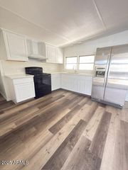 2650 W Union Hills Drive 118, Phoenix, AZ 85027