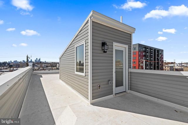 2439 E HUNTINGDON ST, Philadelphia, PA 19125