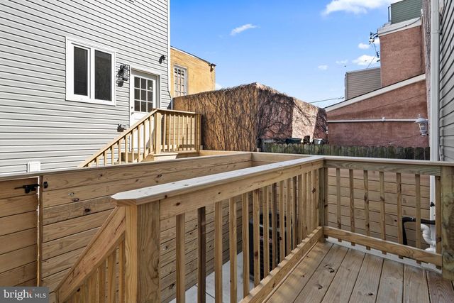 2439 E HUNTINGDON ST, Philadelphia, PA 19125