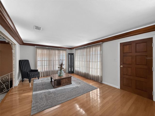 305 N GLEN AVENUE, Tampa, FL 33609