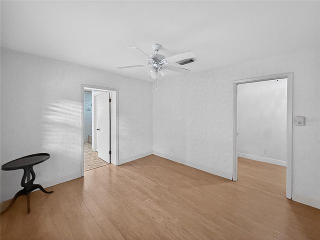 305 N GLEN AVENUE, Tampa, FL 33609