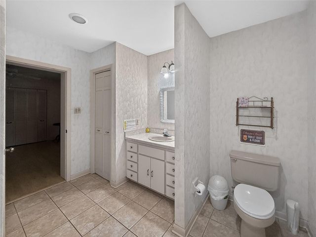 305 N GLEN AVENUE, Tampa, FL 33609