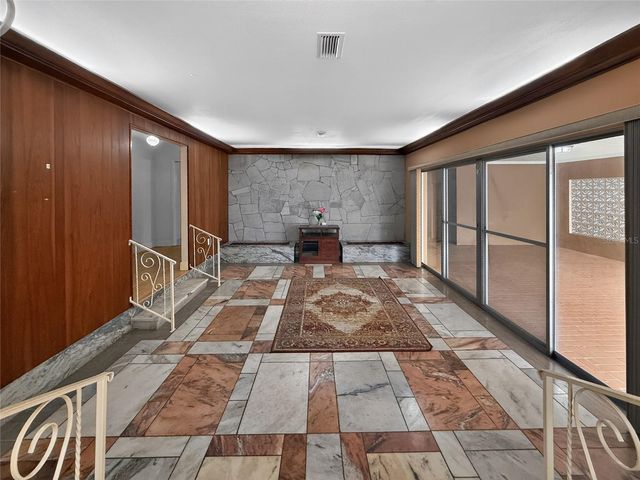 305 N GLEN AVENUE, Tampa, FL 33609