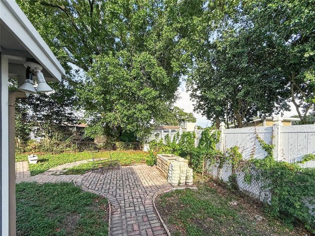 305 N GLEN AVENUE, Tampa, FL 33609
