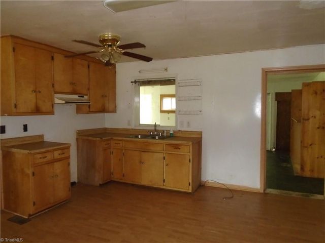 1668 Siloam Road, Mount Airy, NC 27030