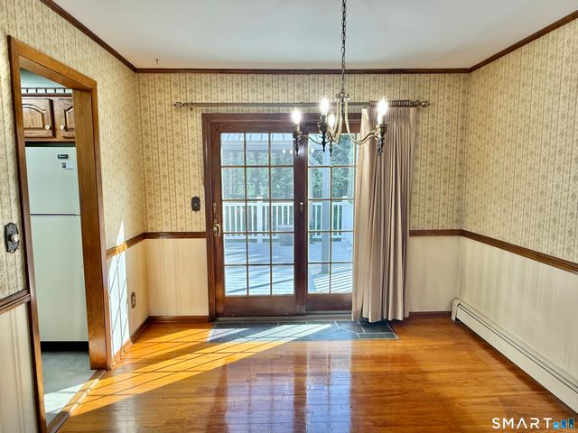 14 Poplar Drive, Seymour, CT 06483