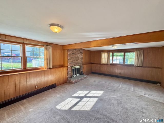 14 Poplar Drive, Seymour, CT 06483