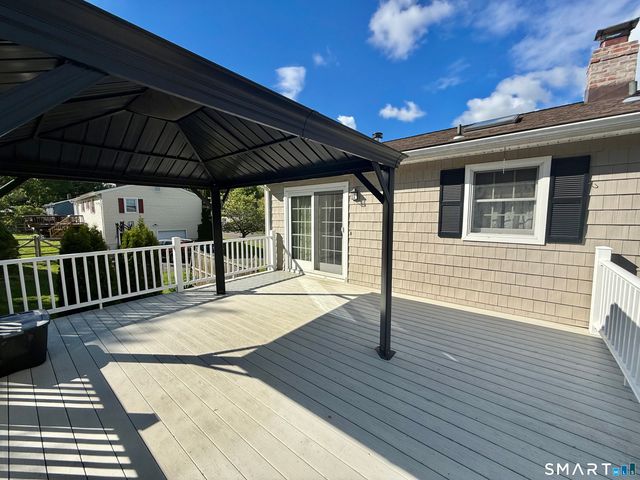 14 Poplar Drive, Seymour, CT 06483
