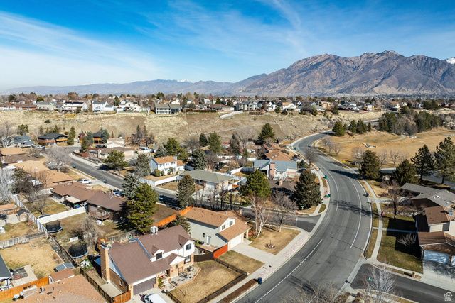 9206 S STERLING DR, Sandy, UT 84093