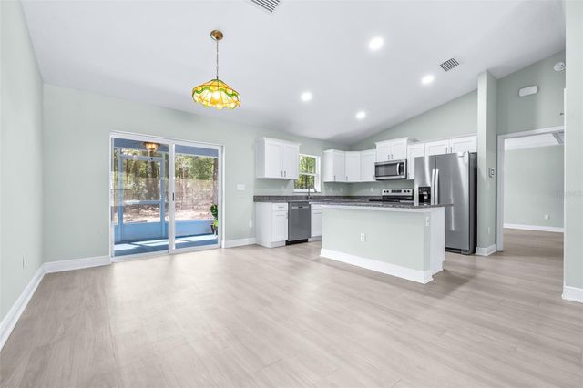 9110 N DAWN WAY, Dunnellon, FL 34434