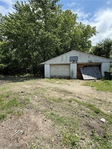 201 15th Street SE, Canton, OH 44707
