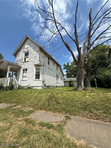 201 15th Street SE, Canton, OH 44707