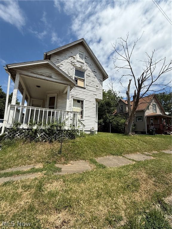 201 15th Street SE, Canton, OH 44707