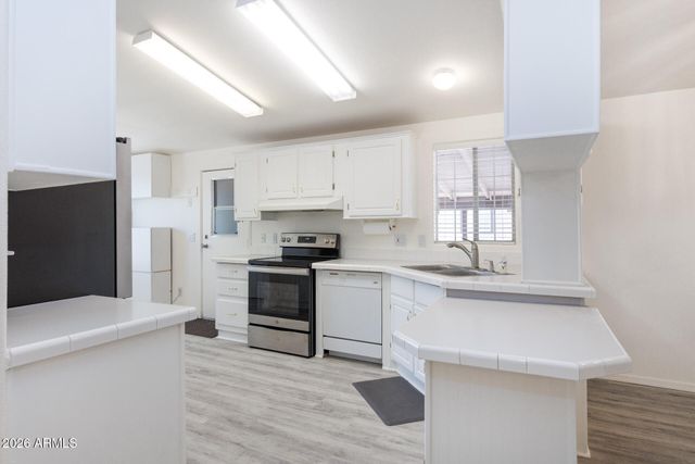 3901 E PINNACLE PEAK Road 295, Phoenix, AZ 85050
