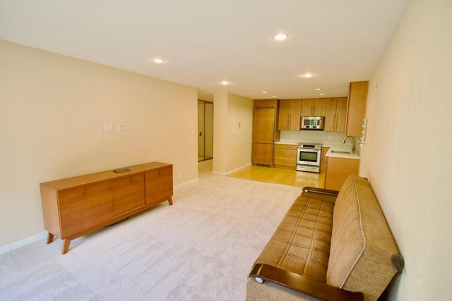 7203 Shelter Creek Lane, San Bruno, CA 94066