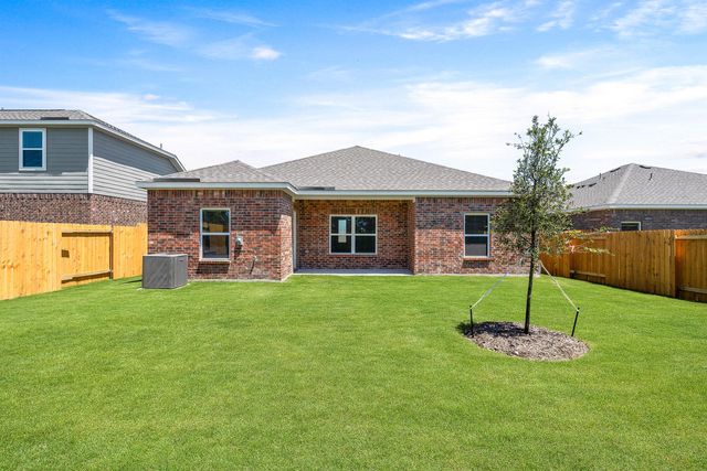 316 Live Oak Lane, Hutchins, TX 75141