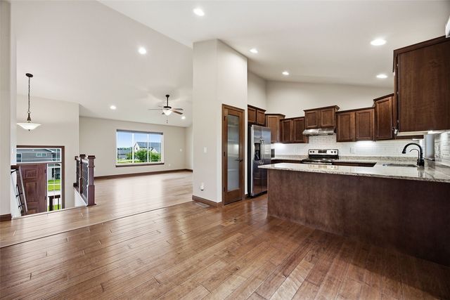 513 Bainberry Street, Tiffin, IA 52340