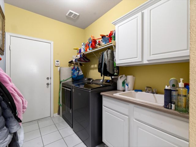1828 Branch Trail, Carrollton, TX 75007