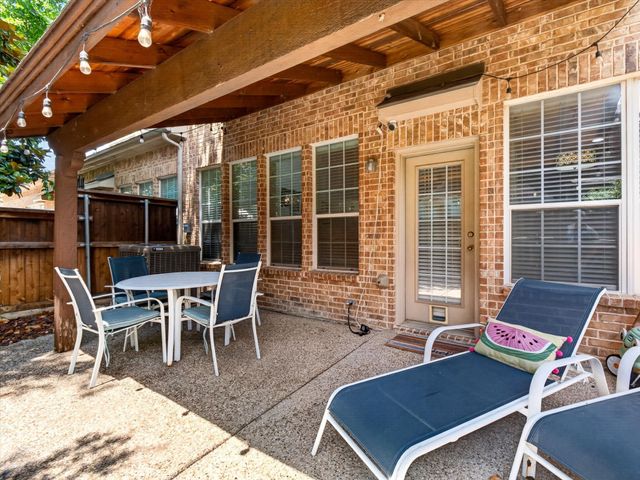 1828 Branch Trail, Carrollton, TX 75007