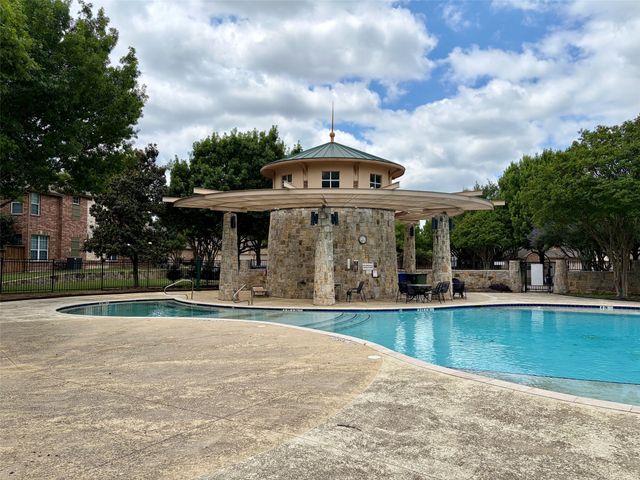 1828 Branch Trail, Carrollton, TX 75007