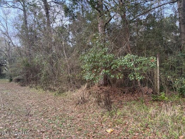 624 Old Spanish Trail, Gautier, MS 39553