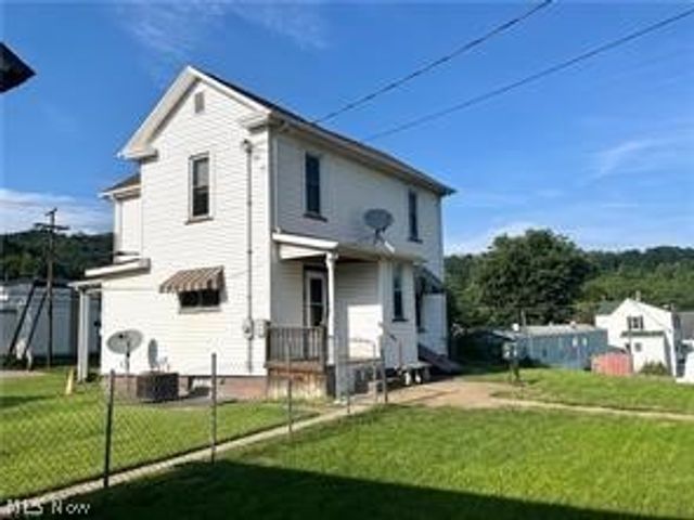 55500 National Road, Bridgeport, OH 43912