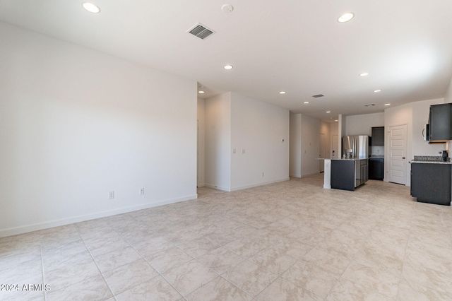 5447 E Azara Drive, San Tan Valley, AZ 85140