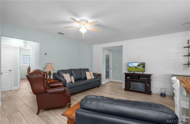 6263 E King Lane, Inverness, FL 34452