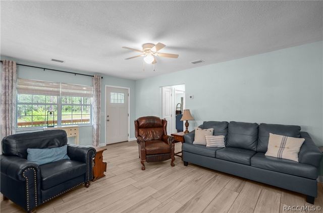 6263 E King Lane, Inverness, FL 34452