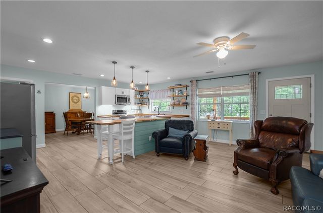 6263 E King Lane, Inverness, FL 34452