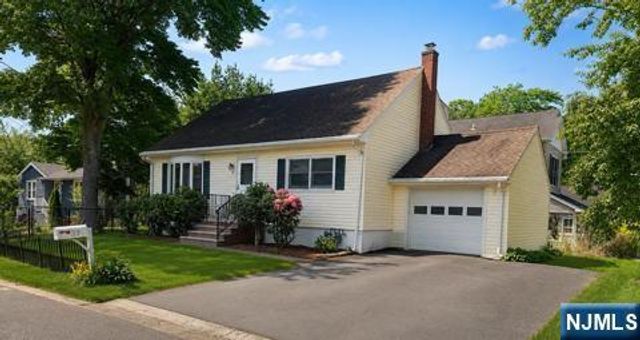 37 Linden Road, Wayne, NJ 07470