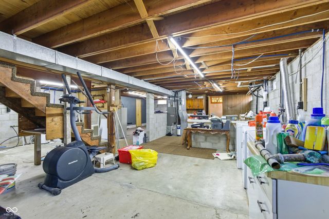 875 N 600 W, Anderson, IN 46011