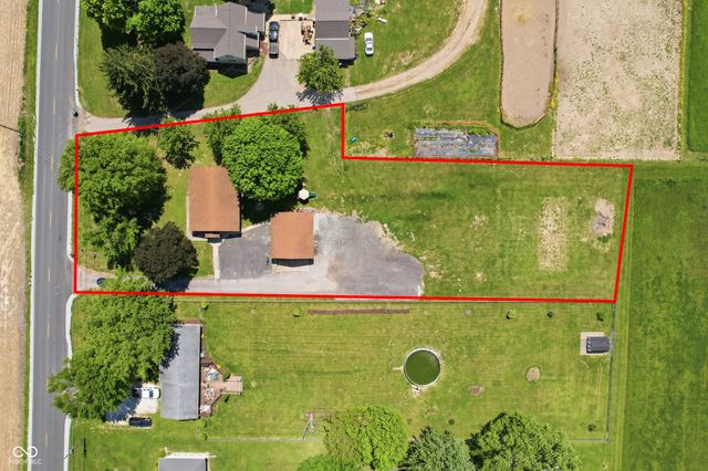 875 N 600 W, Anderson, IN 46011