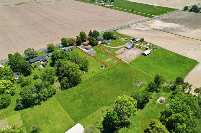875 N 600 W, Anderson, IN 46011