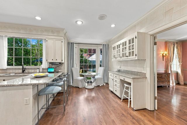 317 Sutherland Ave, Nashville, TN 37205
