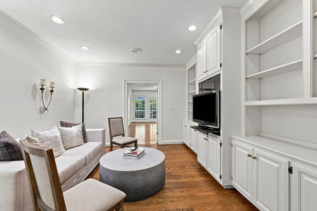 317 Sutherland Ave, Nashville, TN 37205