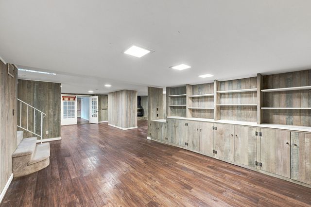 317 Sutherland Ave, Nashville, TN 37205