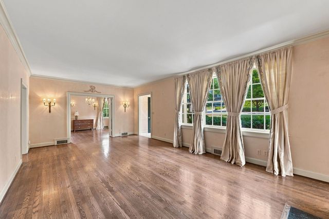 317 Sutherland Ave, Nashville, TN 37205