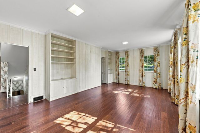 317 Sutherland Ave, Nashville, TN 37205